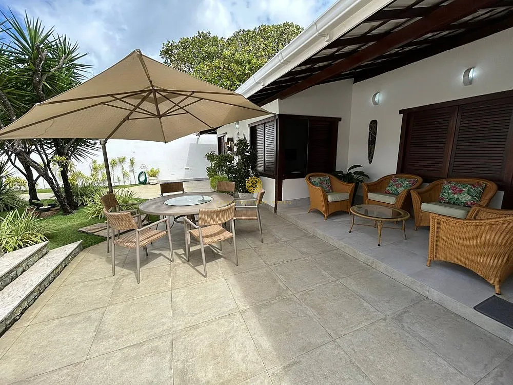 Imagem Casa em Guarajuba, 8 quartos com piscina, perto da praia