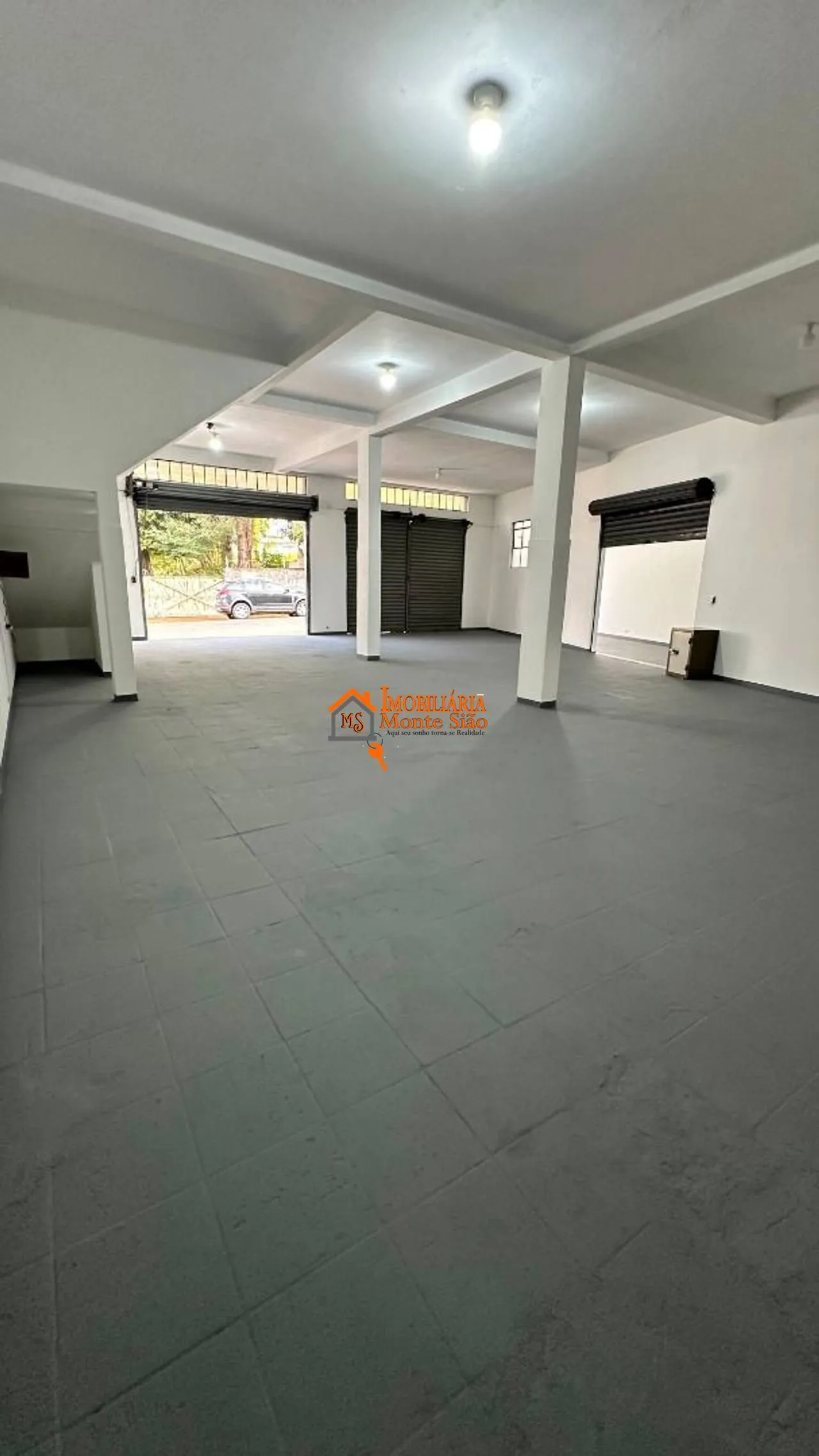 Imagem Salão para alugar, 250 m² por R$ 6.205,00/mês - Vila das Palmeiras - Guarulhos/SP