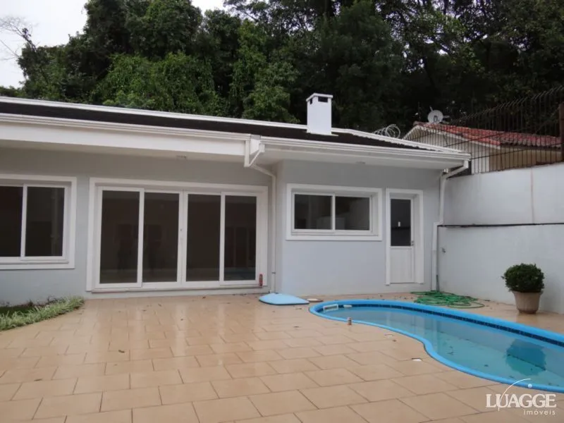 Imagem Casa para Venda - 305m², 3 dormitórios, sendo 3 suites, 4 vagas - Nonoai