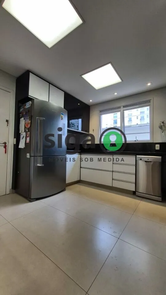 Imagem APARTAMENTO COM 233M² PARA VENDA COM 3 DORMITORIOS NO CONDOMINO DU CHAMP CAMPO BELO