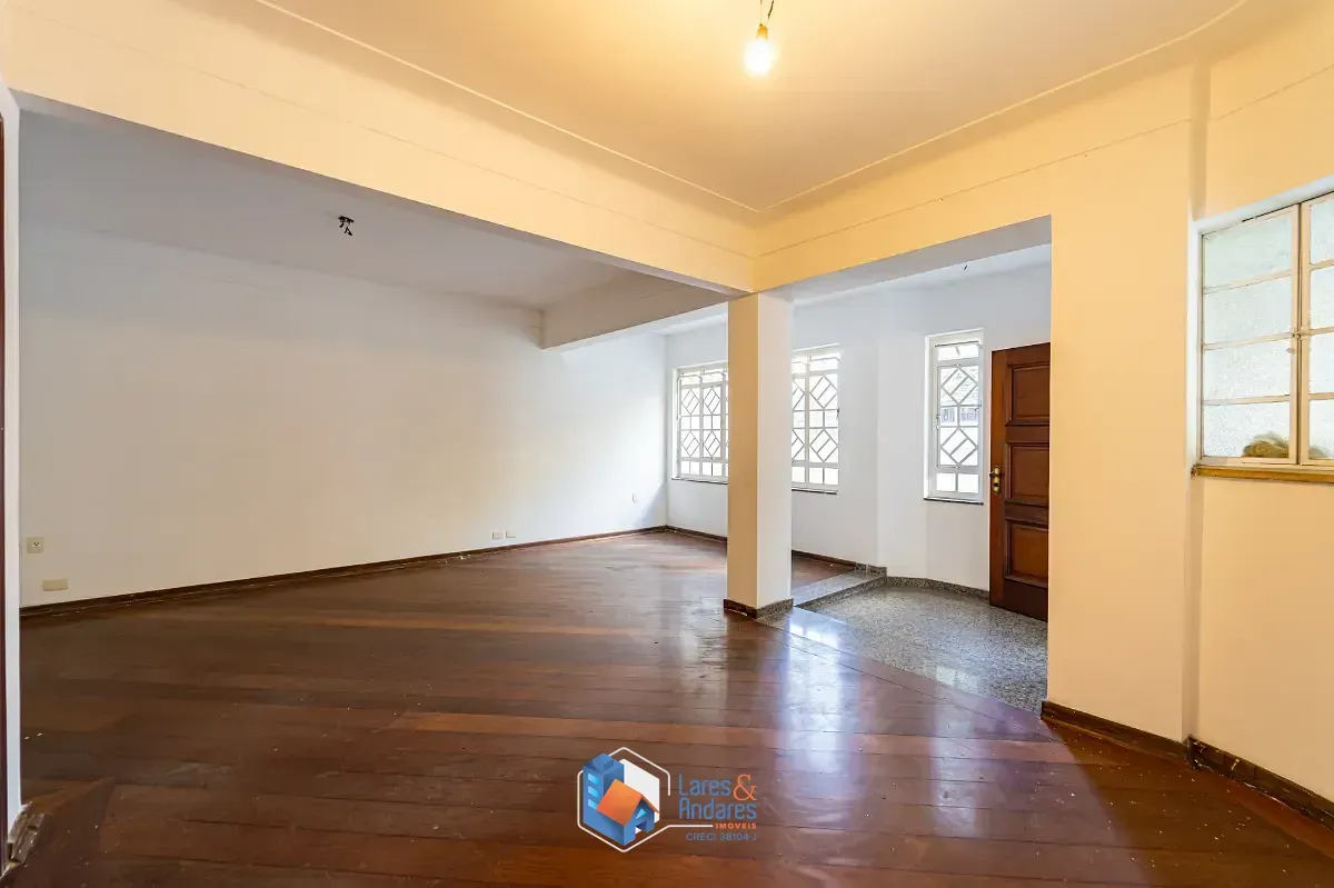 Imagem Casa para venda em Aclimação com 3 quartos, 278m²