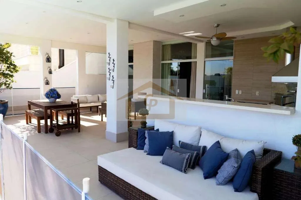 Imagem Golf Village | Moderna, 3 suítes, vista espetacular, gourmet, piscina e lareira