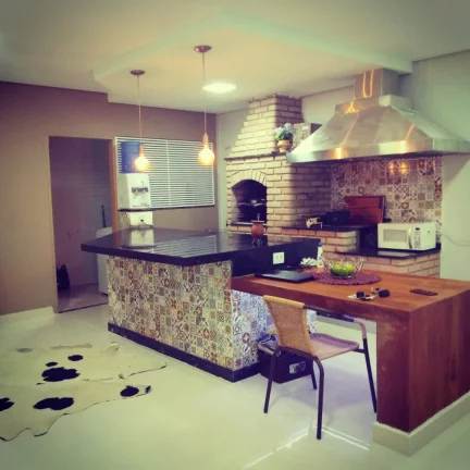 Excelente casa com 3 dormitórios, sendo 1 suíte, Agudos(SP)