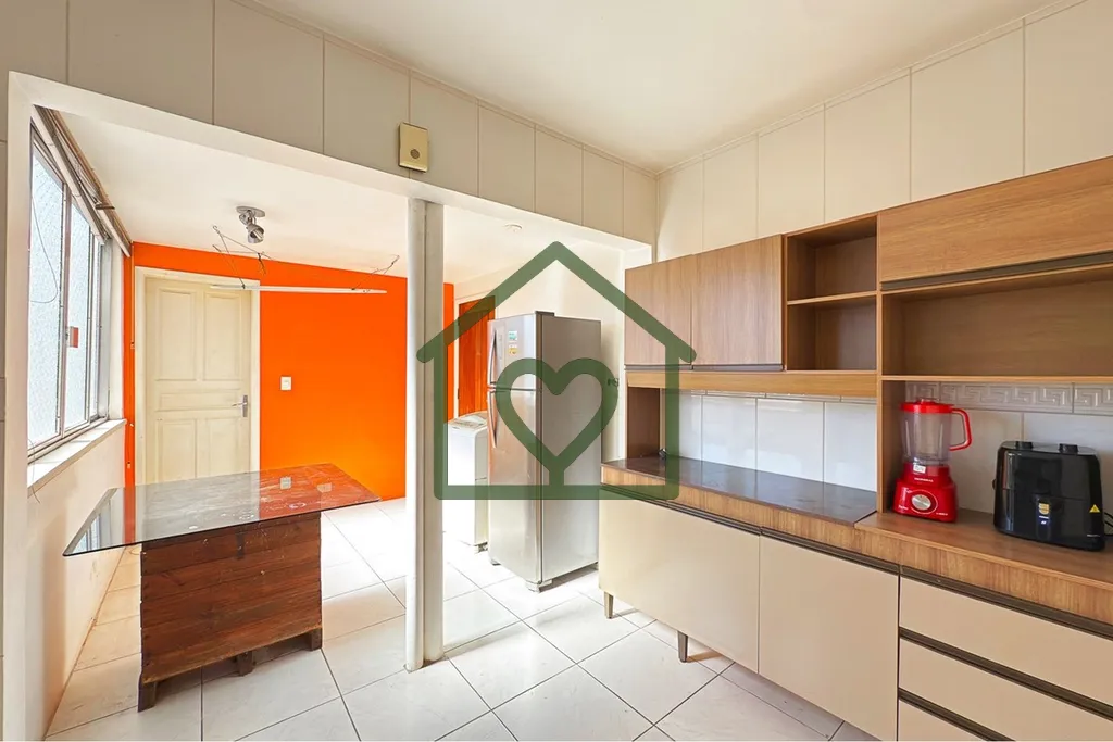 Imagem Localizado na Rua Senhor dos Passos, este apartamento de 114,63m² de área útil combina amplitude,...