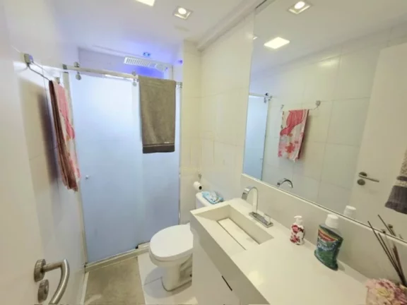 Imagem Amplo apartamento decorado com quatro quartos varanda a venda no cidade jardim