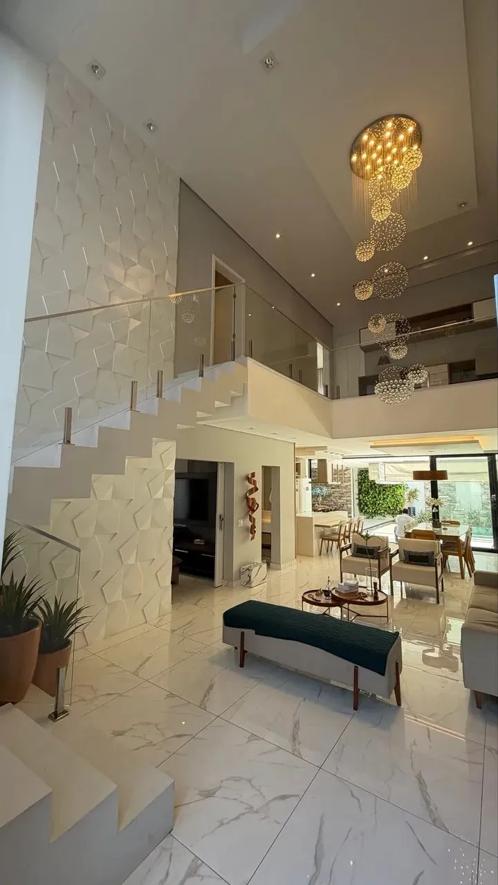 Imagem Sobrado de Alto Padrão com Design Assinado e Lazer Completo no Ibiti Royal Park