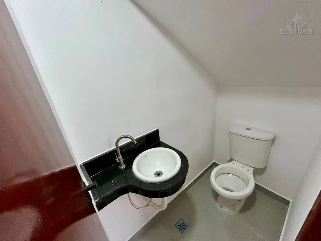 Imagem SOBRADO INDIVIDUAL COM SACADA E CHURRASQUEIRA - MELVI PG