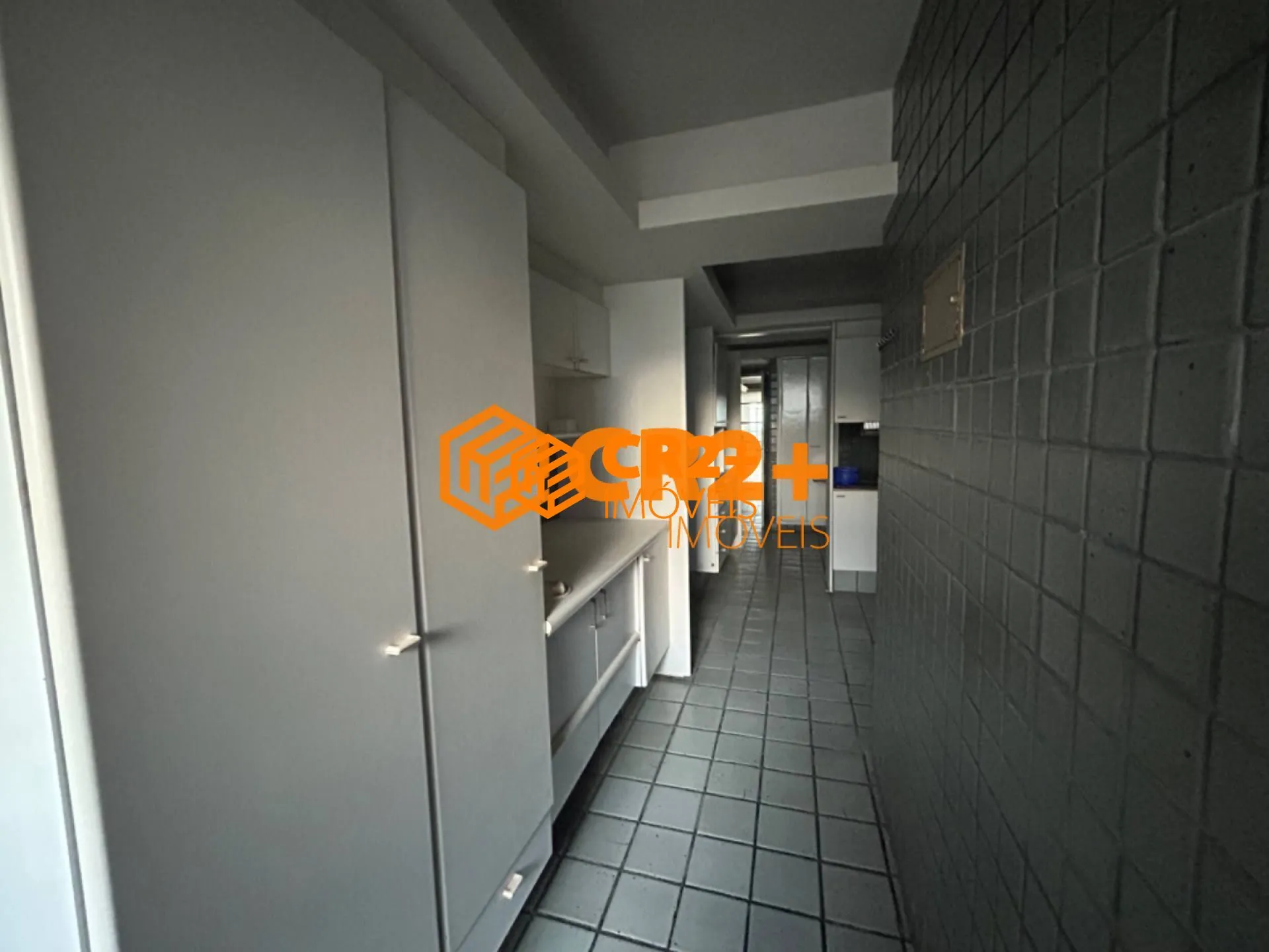 Imagem Apartamento para alugar com 04 quartos 02 suítes na AV. Boa Viagem-189m² em Reci