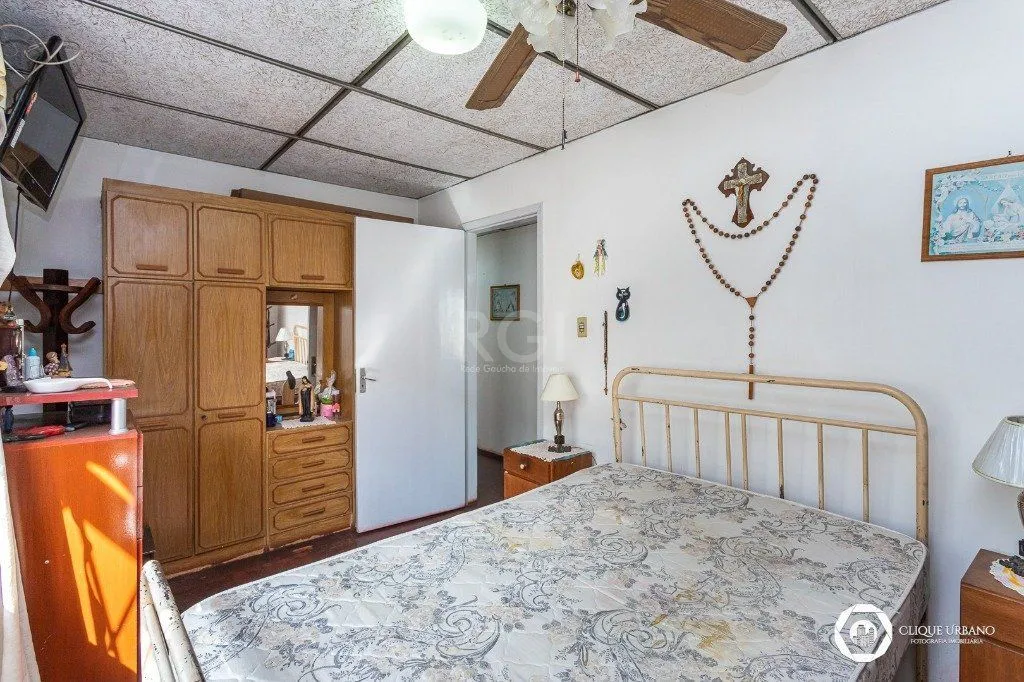 Imagem Casa para Venda - 93m², 4 dormitórios, sendo 1 suites, 4 vagas - Jardim Leopoldina