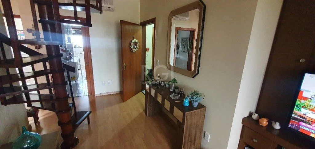 Imagem Cobertura para Venda - 140.15m², 2 dormitórios, sendo 1 suites, 4 vagas - Jardim Lindóia