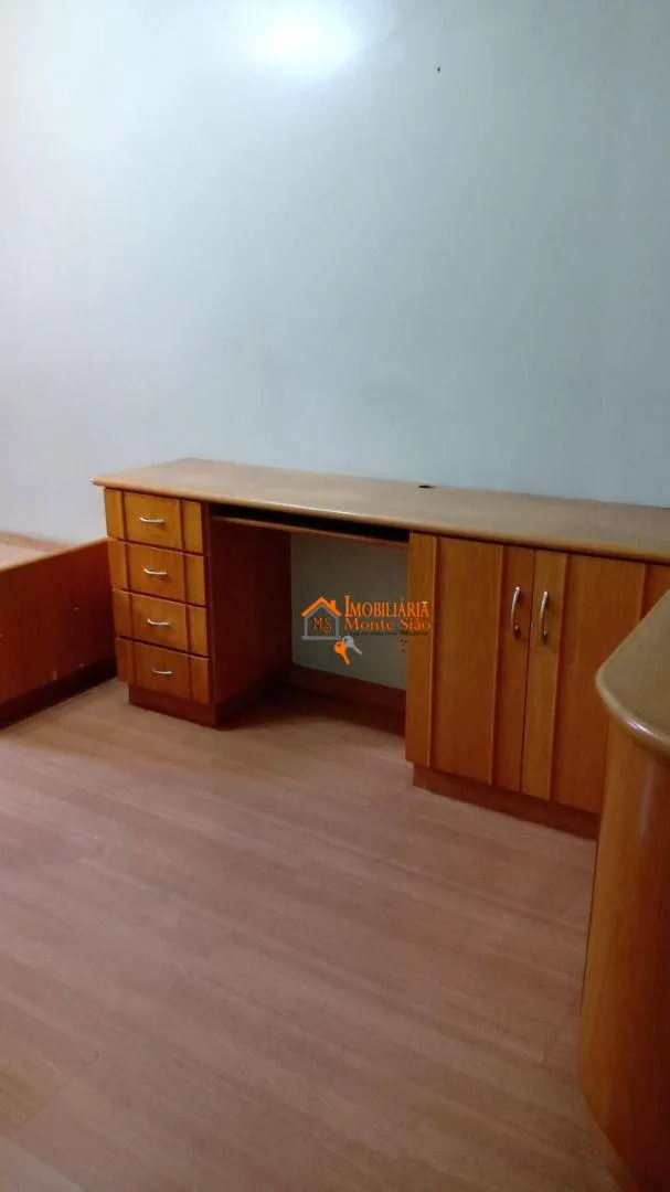 Imagem Sobrado com 3 dormitórios à venda, 160 m² por R$ 670.000,00 - Jardim São Jorge - Guarulhos/SP
