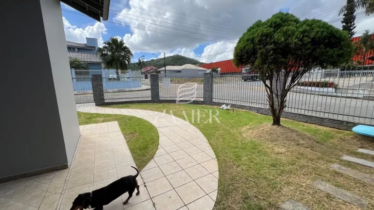 Imagem Casa com 3 quartos, Glória - Joinville