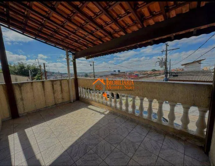 Imagem Sobrado de 3 dormitorios no Bairro Jardim Adriana