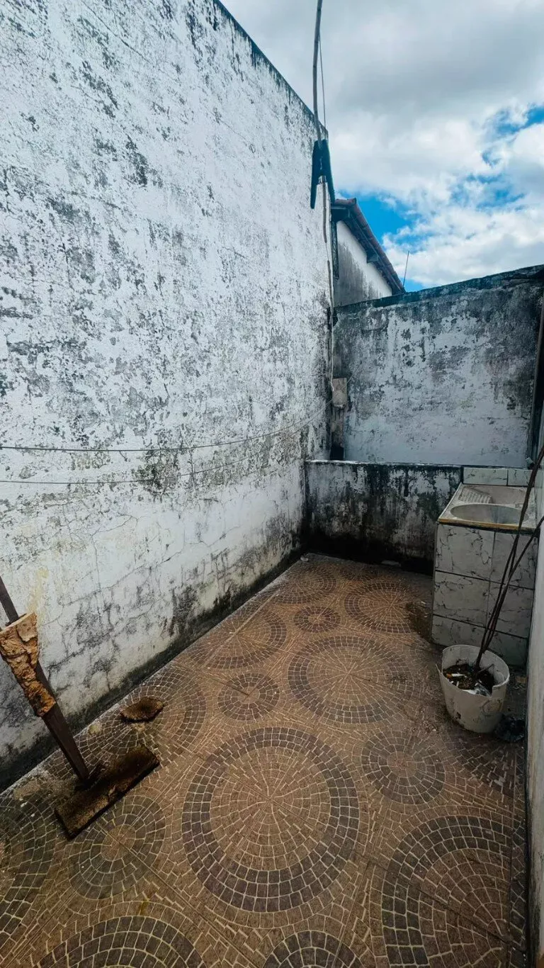 Imagem ALUGUE JÁ CASA DUPLEX com 3 quartos, sendo 2 suíte, próx. ao colégio Cirão