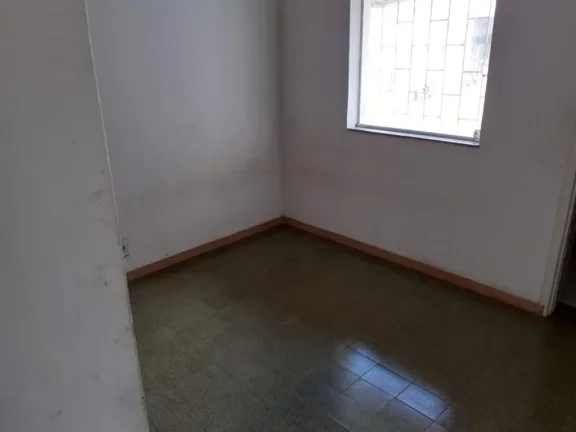 Imagem Casa linear composta de 2 quartos sendo uma suíte sala ampla 3 vagas de garagem em bairro residencial a 5 minutos do centro de Guarapari