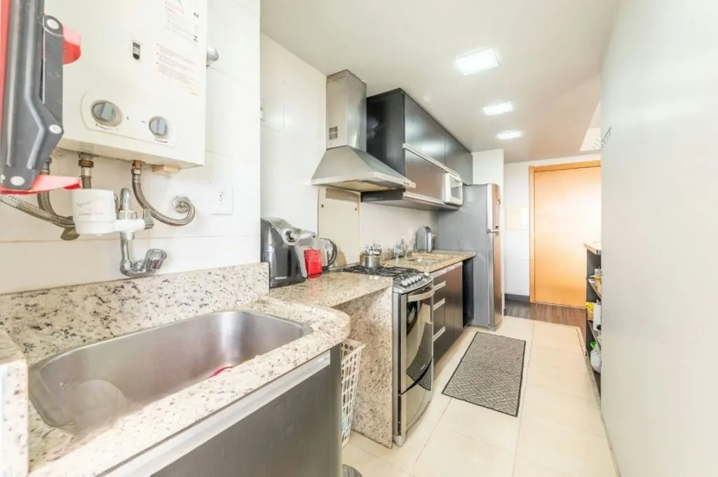 Imagem Apartamento de 1 dormitório à venda no Bairro Três Figueiras - Porto Alegre