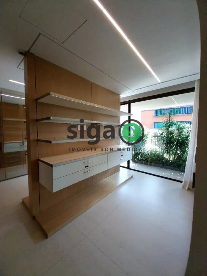 Imagem Luxo ao Lado do Ibirapuera - 479m² com 4 Suítes e 5 Vagas em Projeto Exclusivo