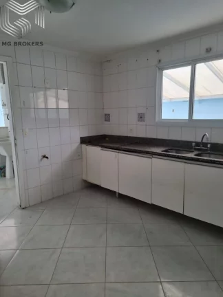 Imagem Casa à venda no Recreio dos Bandeirantes, Rio de Janeiro-RJ: 4 quartos, 2 suítes, 2 salas, 5 banheiros, 2 vagas, 220m²!