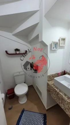 Imagem Lindo sobrado à venda, reformado recentemente e pronto para morar no bairro Demarchi, São Bernardo do Campo com 3 dormitórios, sendo 1 suíte, 2 vagas, 100 m².