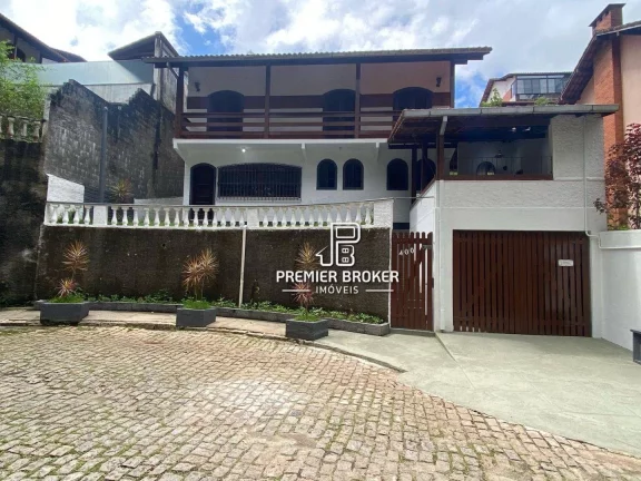 Foto do imóvel Casa à venda, 148 m² por R$ 850.000,00 - Alto - Teresópolis/RJ