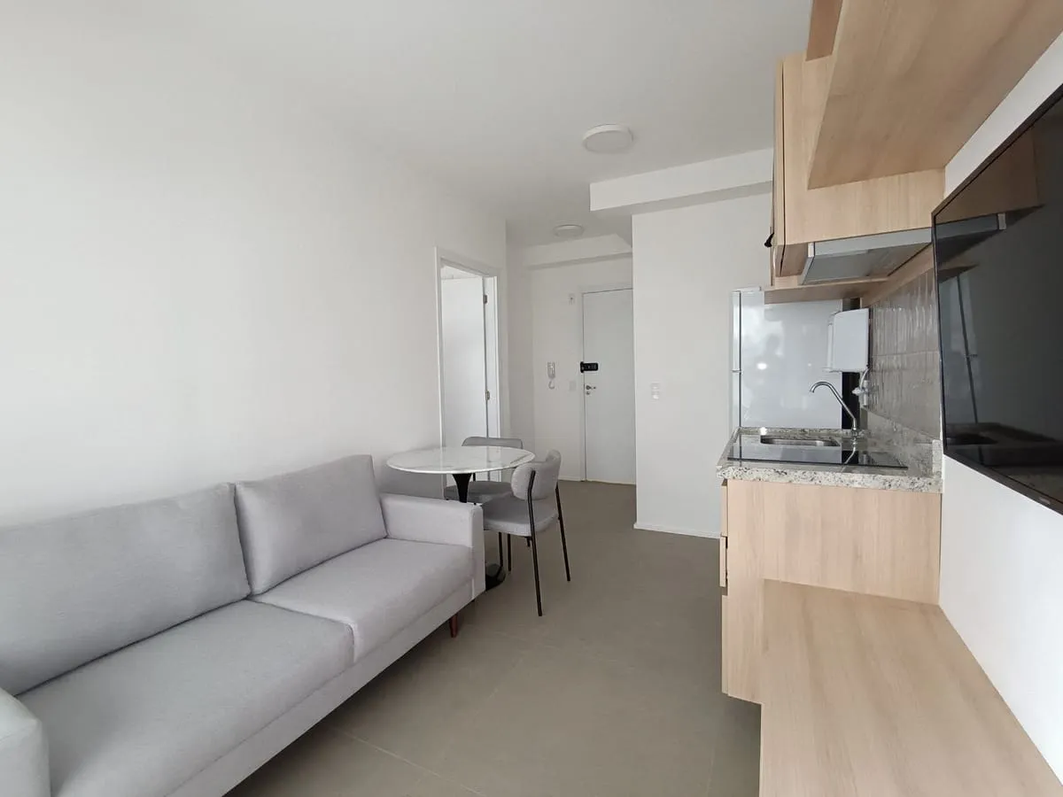 Foto do imóvel Apartamento com 1 Quarto para alugar, 32m² - Vila Madalena em Praça Américo Jacomino, 95 - Vila Madalena, São Paulo - SP