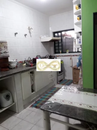 Imagem CASA A VENDA PRÓXIMO AO CENTRO MÉDICO E HOSPITAL BOLDRINI