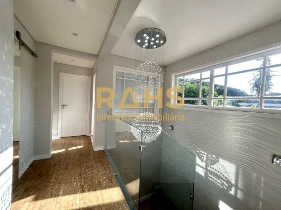Imagem Excelente residência com 5 quartos, sendo 4 suítes, em condomínio fechado localizado no bairro Gl...