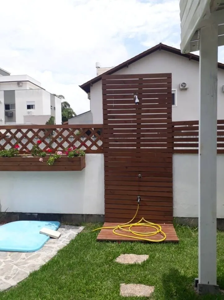 Foto do imóvel: Casa à Venda na Cachoeira do Bom Jesus - Conforto, Segurança em Avenida Dos Jerivás