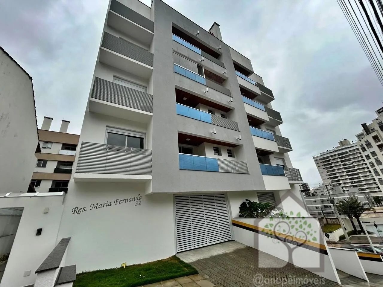 Imagem Cobertura duplex à venda no Itacorubi, nova, financiável e pronta para morar.