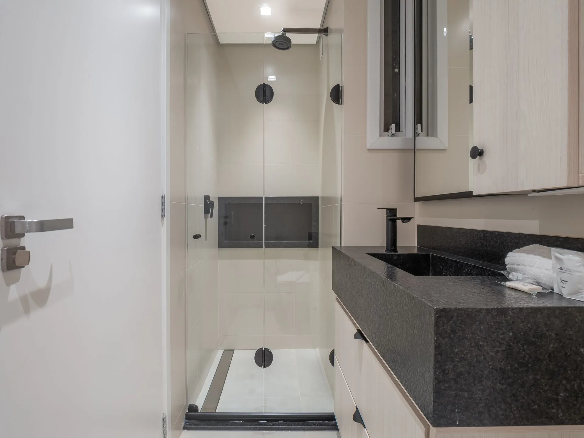 Imagem Apartamento à venda em Gramado, Bavaria, com 2 quartos, 75m2