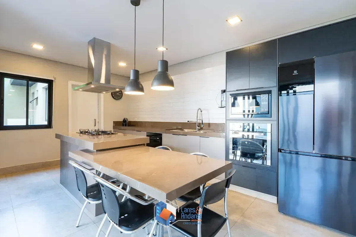 Imagem Casa de vila para venda em Brooklin com 3 quartos, sendo 3 suítes, 188m²