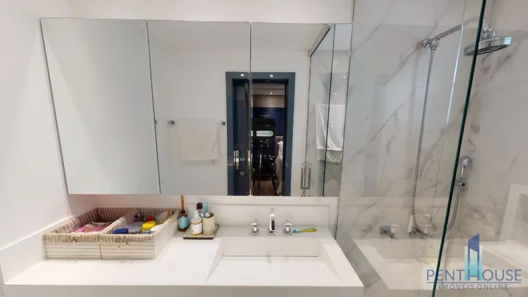Imagem Apartamento com Terraço para Venda em Balneário Camboriú, CENTRO, 3 dormitórios, 3 suítes, 6 banheiros, 2 vagas