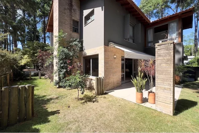Imagem AC 1500 Casa 612671058-12 - Casa à venda no bairro Praia de Atlântida - Xangri-Lá/RS
