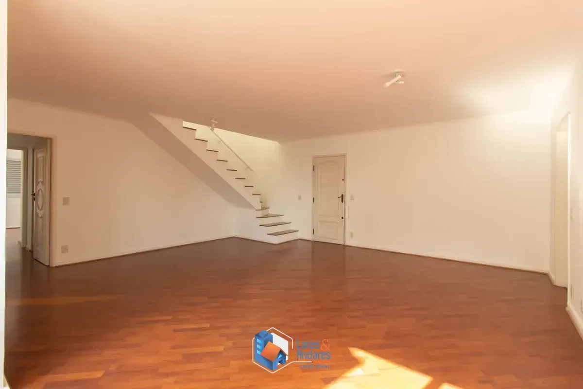 Imagem Cobertura para venda em Campo Belo com 4 quartos, sendo 2 suítes, 195m²