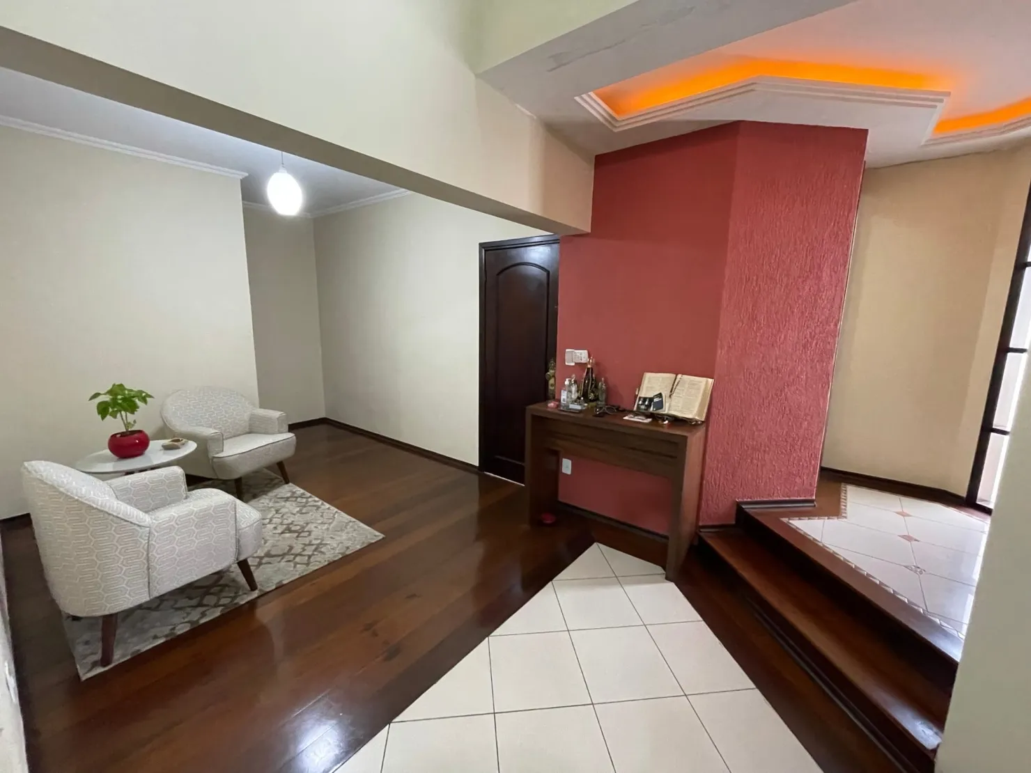 Imagem Casa à venda 3 Quartos, 1 Suite, 2 Vagas, 400M², Bel Recanto, Taubaté - SP