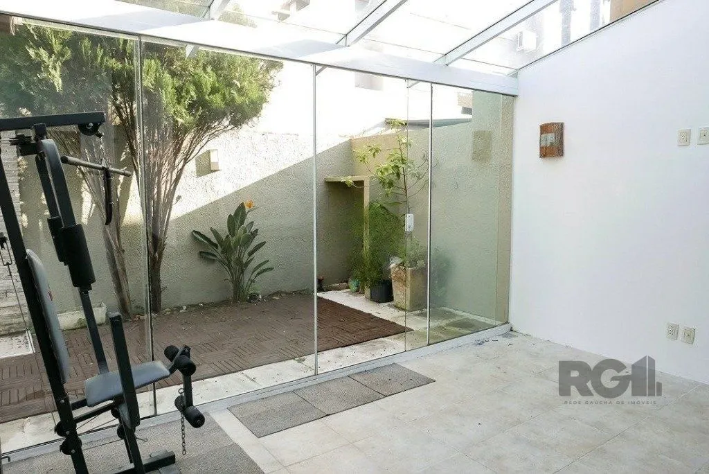 Imagem Excelente casa de 155m² e 3 dormitórios.