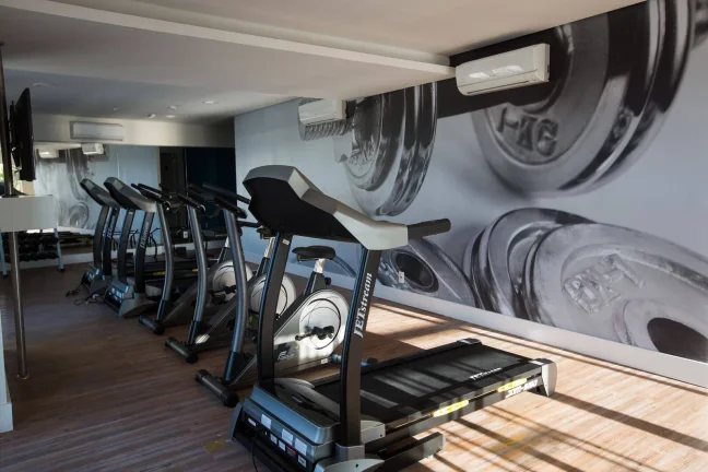 Imagem Sala Comercial Completa Alugada Condomínio Thera Oficce Faria Lima 104 m,²