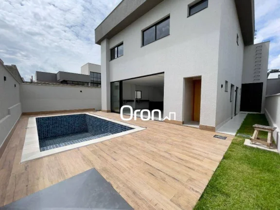 Imagem Sobrado com 4 dormitórios à venda, 230 m² por R$ 1.590.000,00 - Jardins Barcelona - Senador Canedo/GO