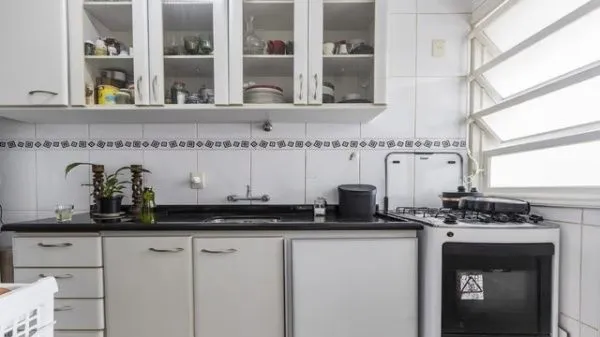 Imagem Vende-se apartamento com 1 quarto, 43m² e 1 vaga - Petrópolis