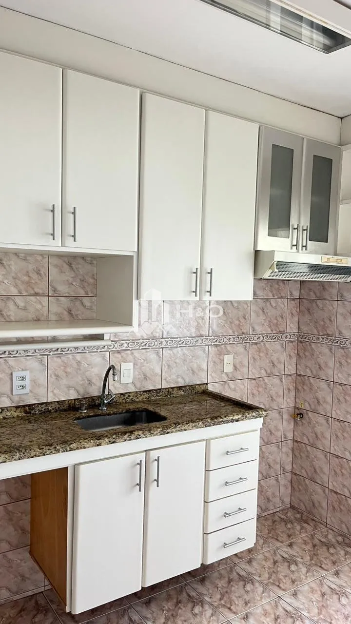Imagem Apartamento à Venda no Bairro Cidade Líder - 3 Dormitórios, Varanda com Churrasqueira | R$ 329.000