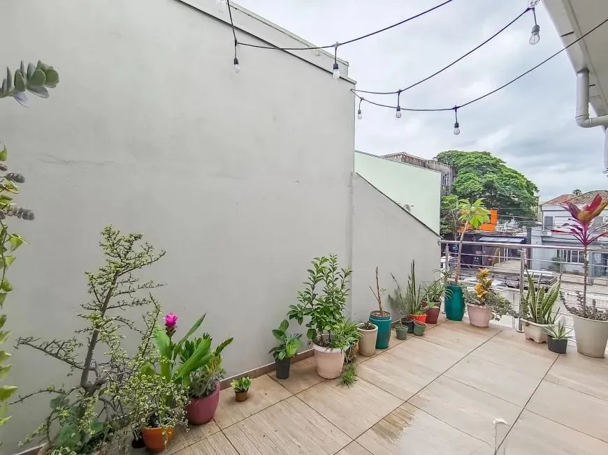Imagem Apartamento/casa com 3 Dormitórios suíte e sacada, Av, Berlin, Bairro São João