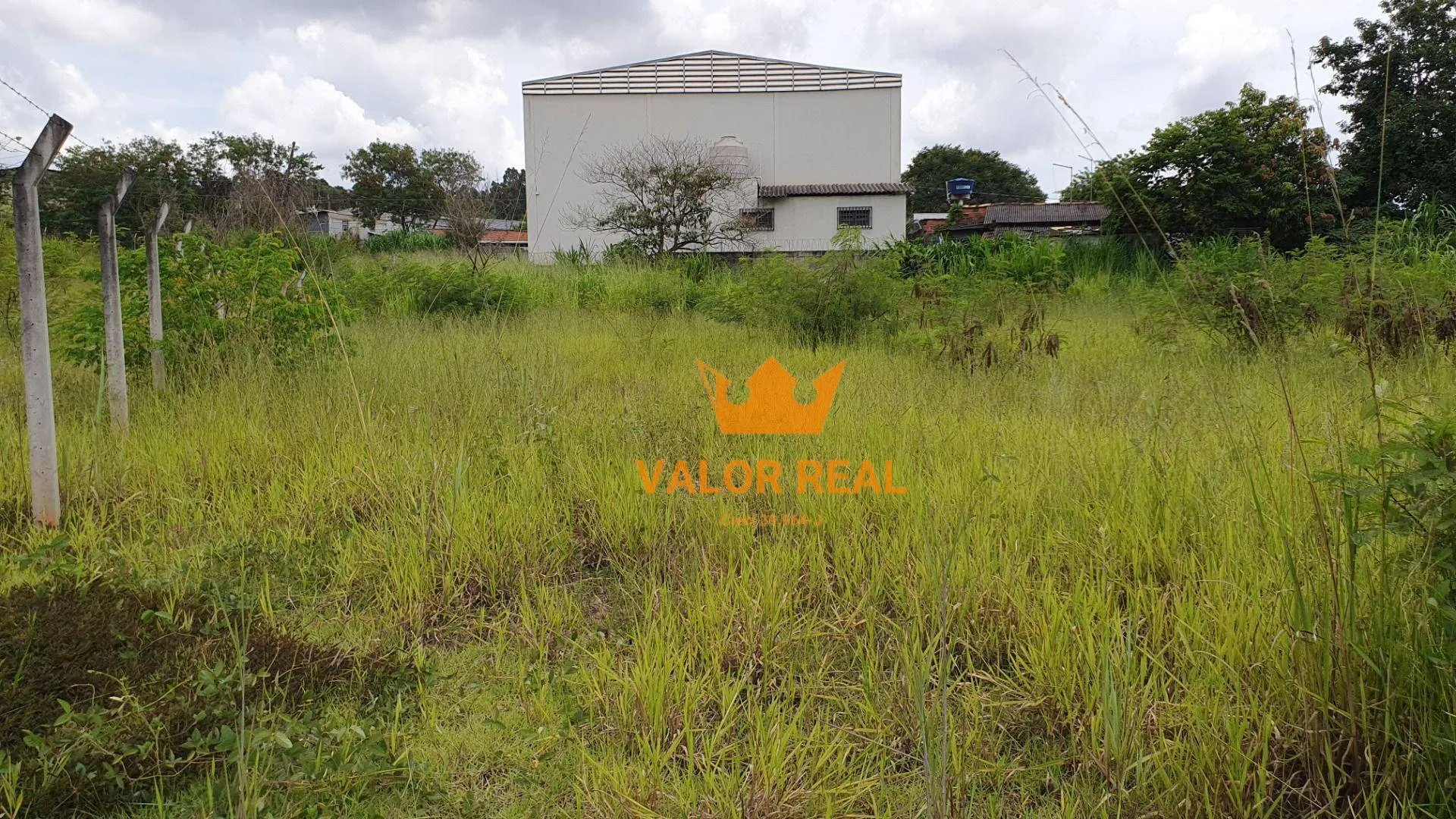 Imagem Terreno Estratégico à Venda ou Locação: Potencialize Seus Negócios na Marginal do Rio Jundiaí. Aceita permuta