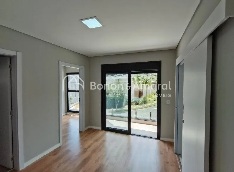 Imagem Casa Em Condomínio à Venda no Portal Do Jequitibá em Valinhos