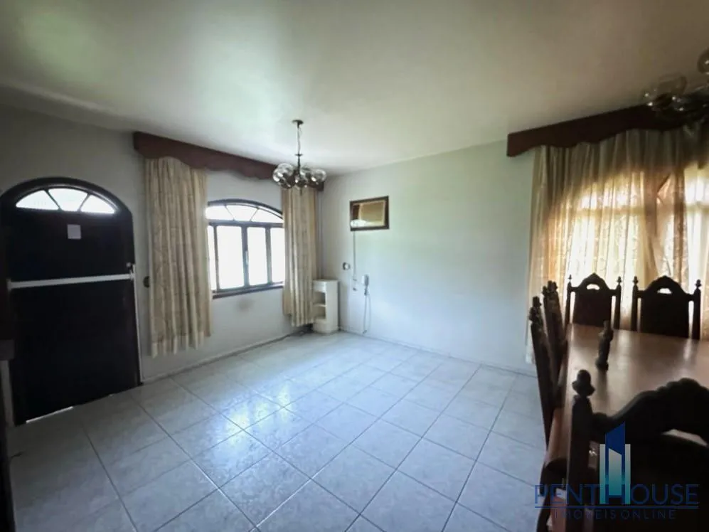 Imagem Casa para Venda em Balneário Camboriú, São Judas Tadeu, 3 dormitórios, 1 suíte, 2 banheiros, 2 vagas
