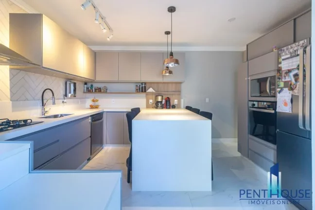 Imagem Apartamento Zona Central para Venda em Balneário Camboriú, CENTRO, 3 dormitórios, 1 suíte, 3 banheiros, 1 vaga