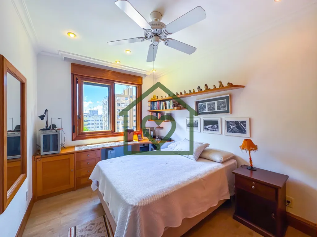 Imagem Apartamento de gestão da Label Brokers de 333 m² no bairro Bela Vista, em Porto Alegre. 
 
Amplo l...