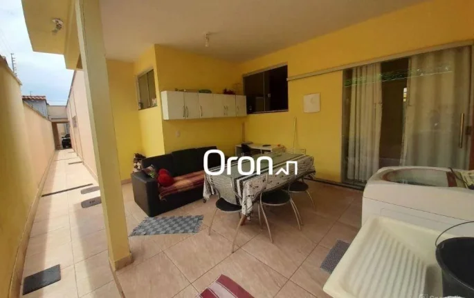 Imagem Casa à venda, 295 m² por R$ 980.000,00 - Setor Goiânia 2 - Goiânia/GO