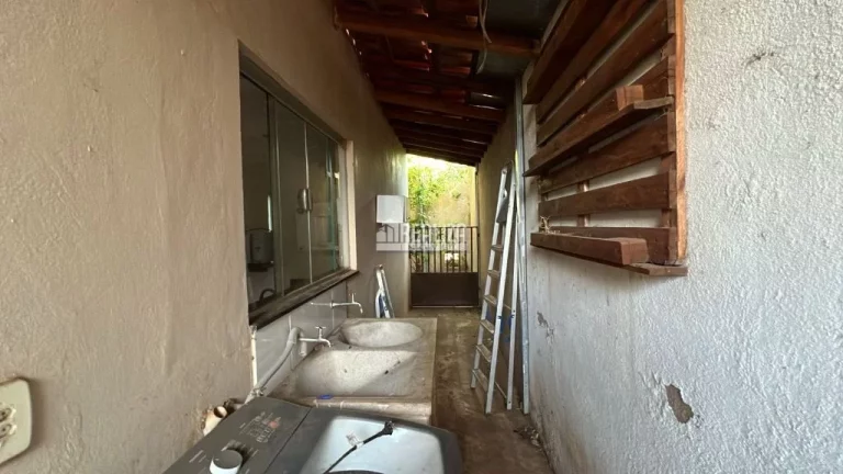 Imagem Aluguel de Casa semi-mobiliada no bairro Parque Colibri, em Uberaba MG !
