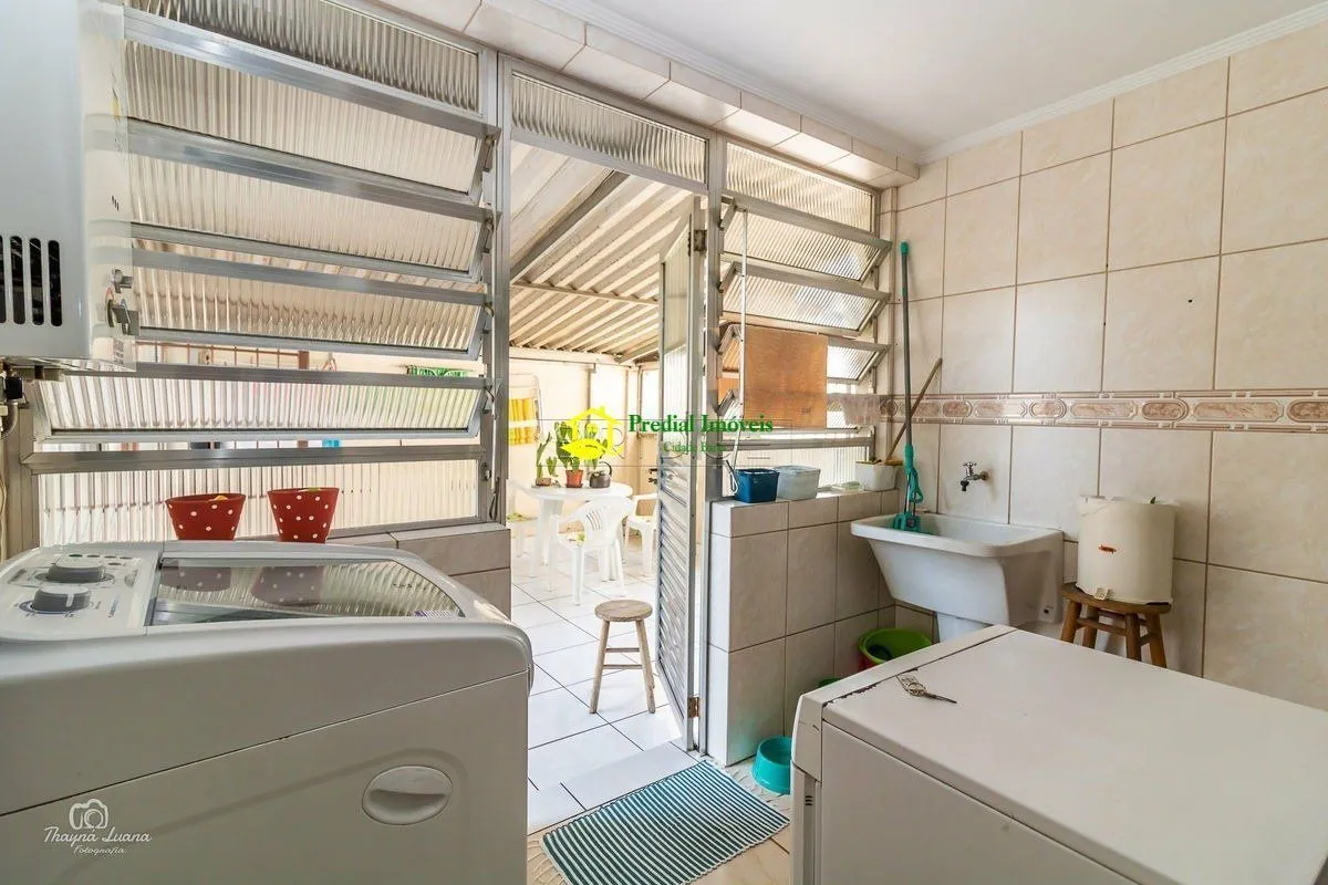 Imagem Apartamento para Venda - 81m², 2 dormitórios, 1 vaga - Menino Deus