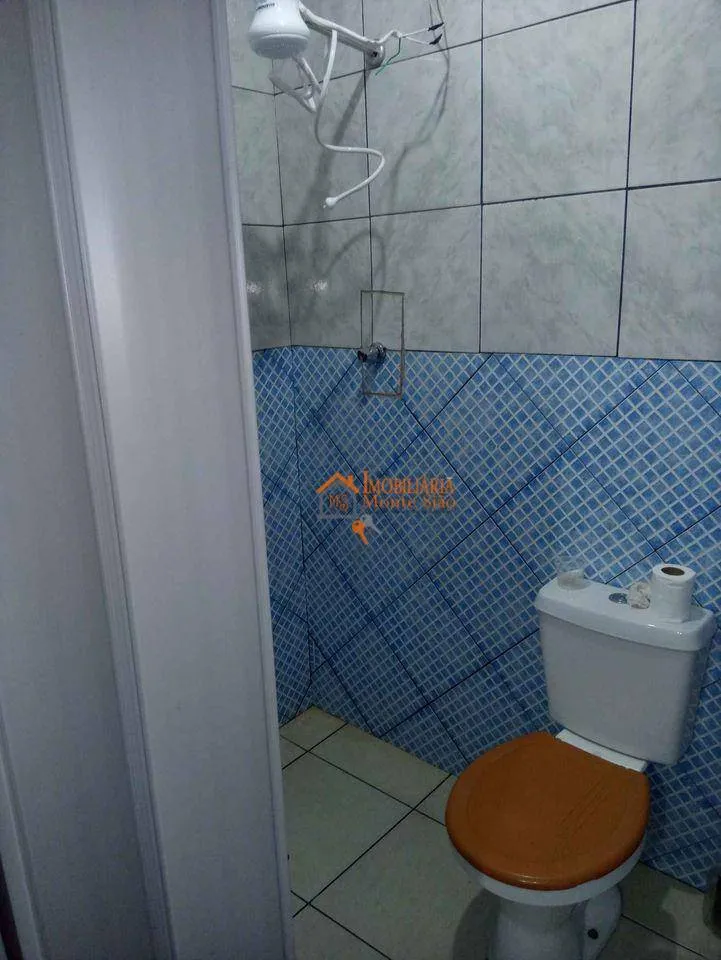 Imagem Sobrado com 6 dormitórios à venda, 216 m² por R$ 403.000,00 - Jardim Izildinha - Guarulhos/SP